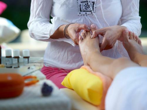 Aeolis Apartments & Studios