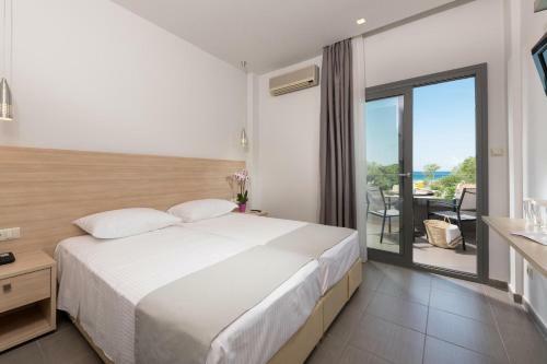 Princess Golden Beach Hotel