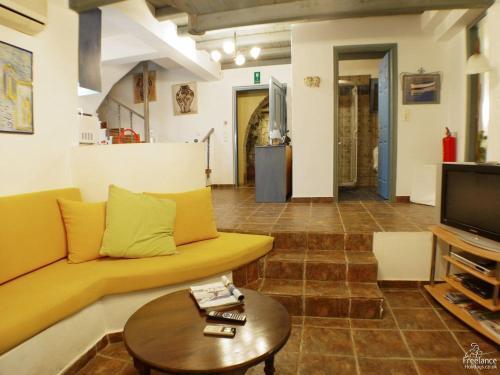 Troulous Villa Sleeps 6