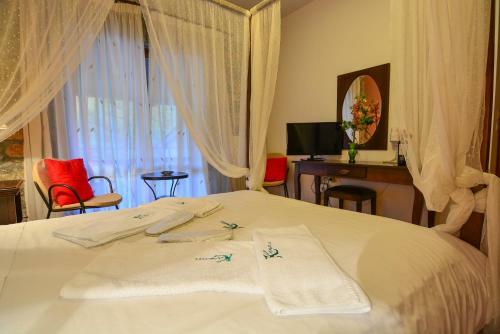 Hotel Karyatis Resort