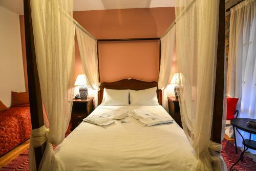 Hotel Karyatis Resort