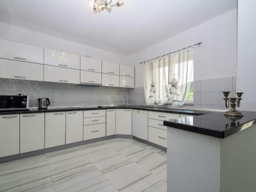 Modern Relaxing Villa In Zaton