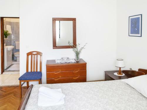 Quaint Apartment In Gata With Lovely Garden