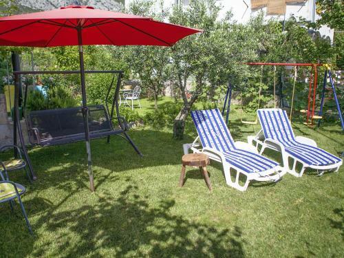 Quaint Apartment In Gata With Lovely Garden