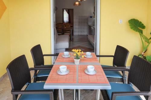 Apartamentos Vila More