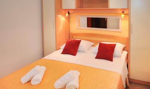 Apartamentos Vila More