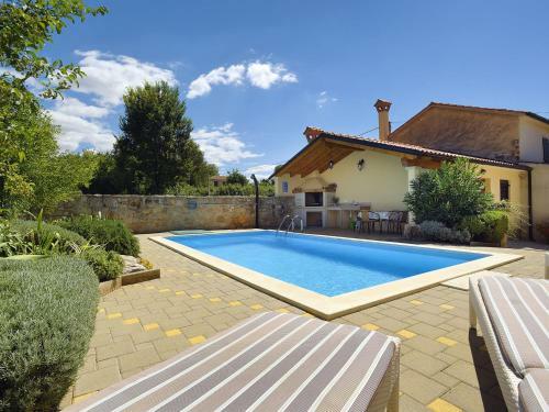 Holiday Home Angelo I Marija