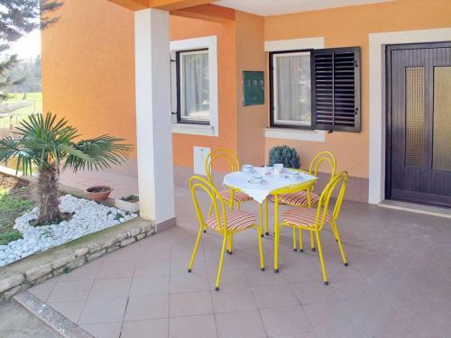 Apartment Maria (Lbn322)