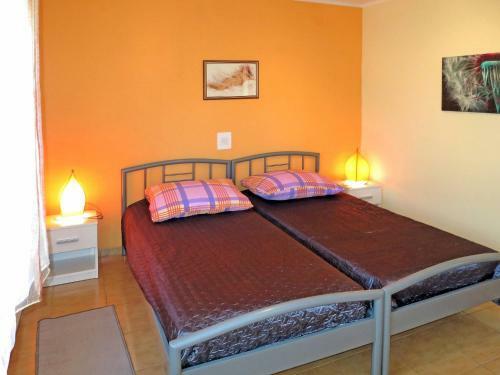 Holiday Home Edo (Lbn325)