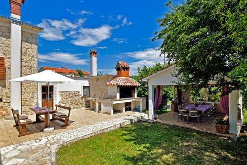 Villa Celeste In Nede??ina (Haus F�r 8-10 Personen)