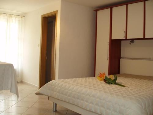 Studio Apartment In Novigrad With Terrace, Air Condition, Wifi (4648-1)