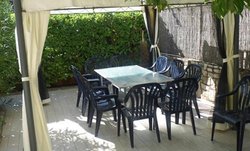 Studio Apartment In Novigrad With Terrace, Air Condition, Wifi (4648-1)