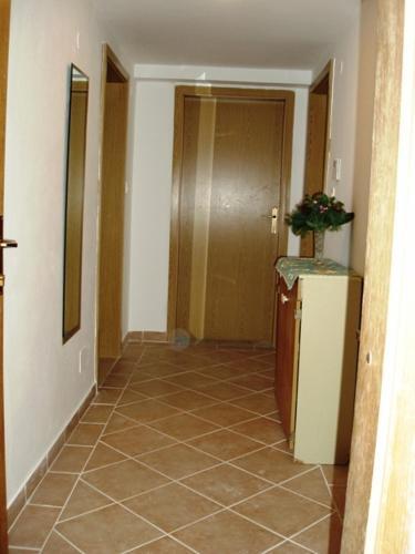 Studio Apartment In Novigrad With Terrace, Air Condition, Wifi (4648-1)