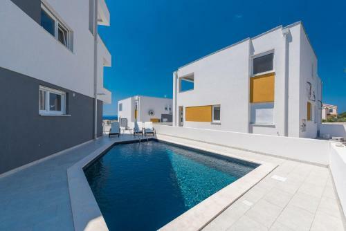 Apartamento Merima 1 Luxury Ap With A Pool