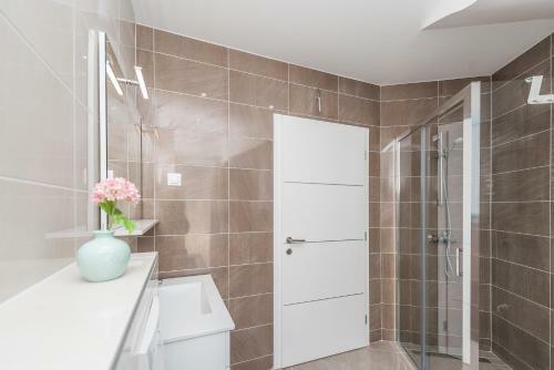Apartamento Merima 1 Luxury Ap With A Pool