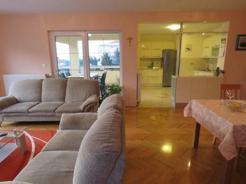 Apartments Lidija