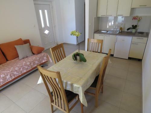 Apartments Lidija