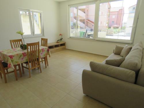 Apartments Lidija