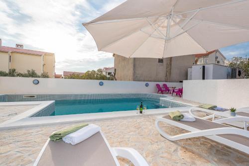 Apartamento Star 4. Modern & Centrally Located Ap. For 6