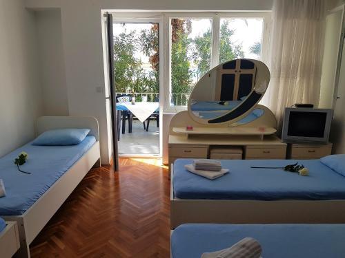 Apartment Lost In Sea In Area 1