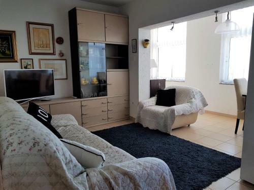 Apartments Iva Novalja
