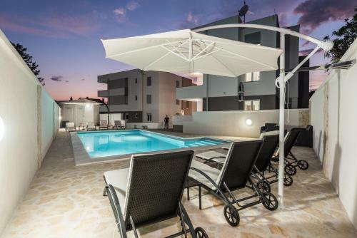 Villa Star 1 Luxury Apartment With A Pool