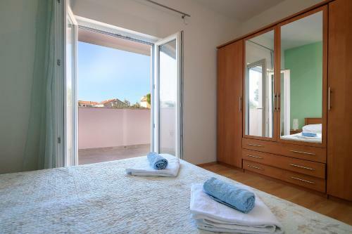 Apartments Lola
