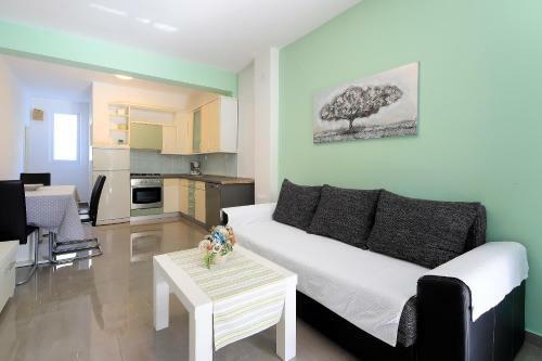 Apartments Lola