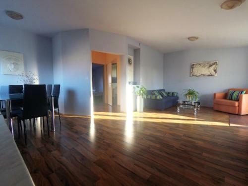 City Center Apartments Stella