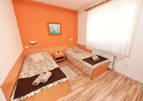 Apartments Adrijana