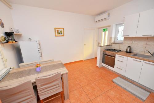 Apartments Adrijana