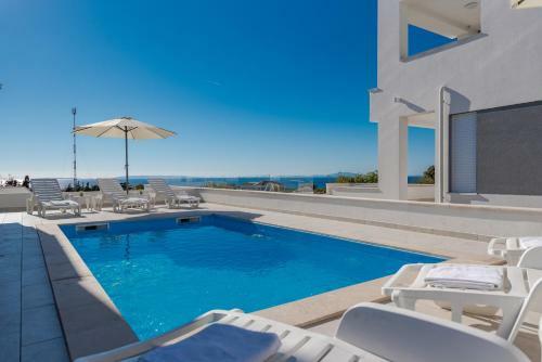 Dario 2. Modern & Luxury Apartment With A Pool
