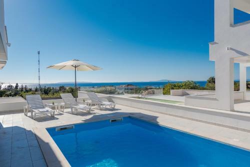 Dario 2. Modern & Luxury Apartment With A Pool