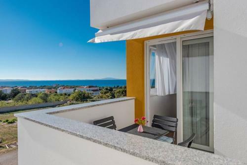 Dario 2. Modern & Luxury Apartment With A Pool