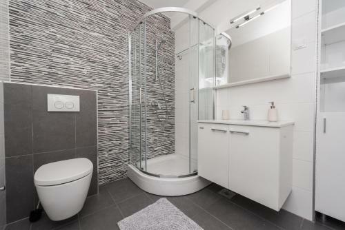Apartments With Pool Villa Zora