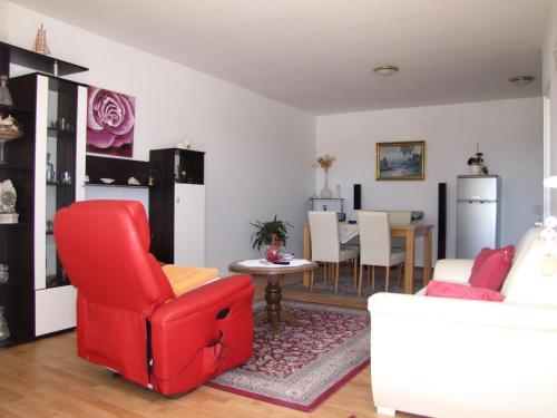 Apartments Suri?