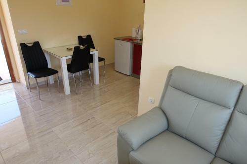 Hostal Apartments Leon Nin