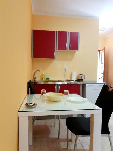 Hostal Apartments Leon Nin
