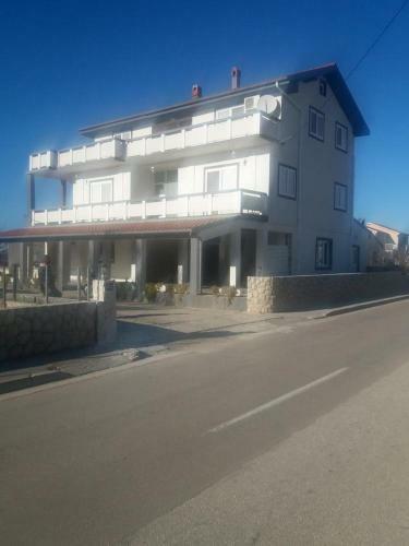 Apartments With A Parking Space Grbe, Zadar - 14910
