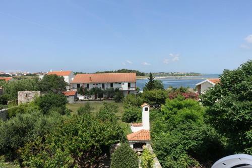 Hostal Apartments And Rooms With Parking Space Nin, Zadar - 5805