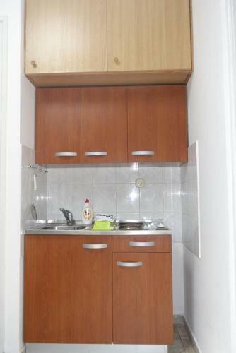 Hostal Apartments And Rooms With Parking Space Nin, Zadar - 5805