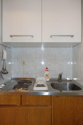 Hostal Apartments And Rooms With Parking Space Nin, Zadar - 5805
