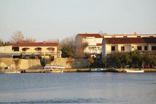 Hostal Apartments And Rooms With Parking Space Nin, Zadar - 5805