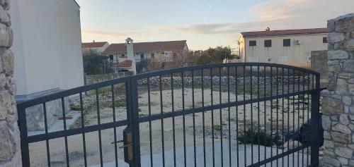 Hostal Apartments And Rooms With Parking Space Nin, Zadar - 5805