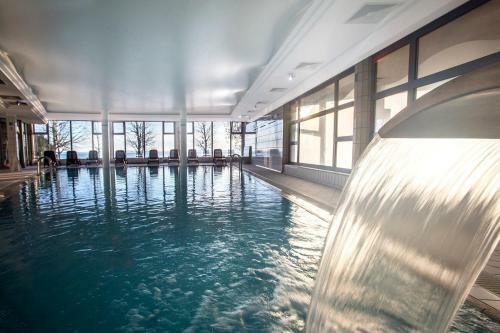 Hotel Kenese Bay Garden Resort & Conference