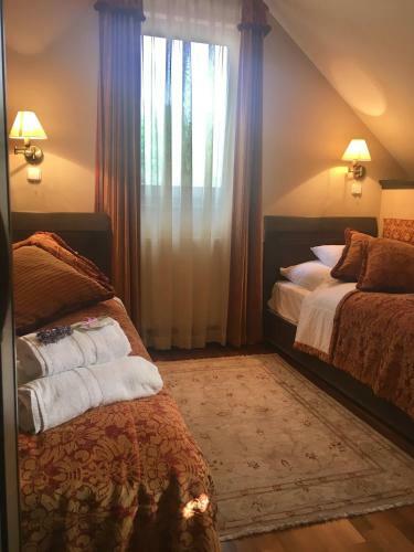 Hostal B�nki Vad�szh�z