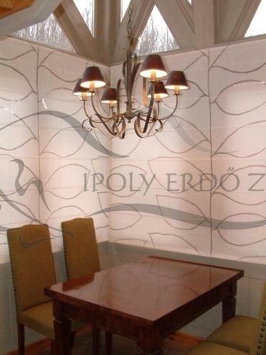 Hostal B�nki Vad�szh�z