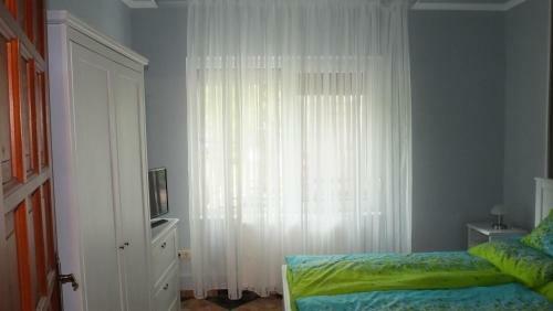 Hostal Csal�dikuck� Vend�gh�z