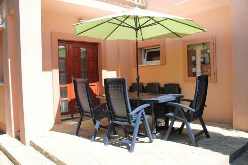 Hostal Csal�dikuck� Vend�gh�z