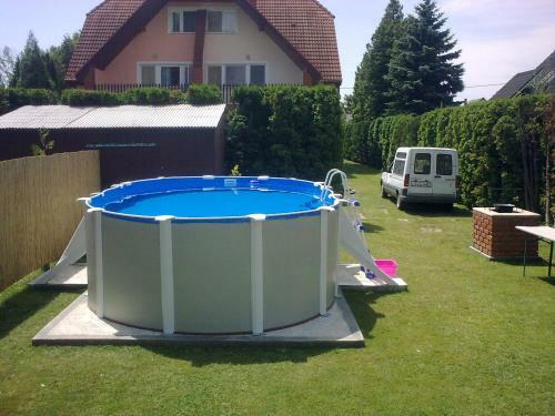 D�zsa Apartman